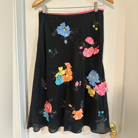 Sunny Leigh Dresses & Skirts - Sunny Leigh Black Skirt with Colorful Floral Accents